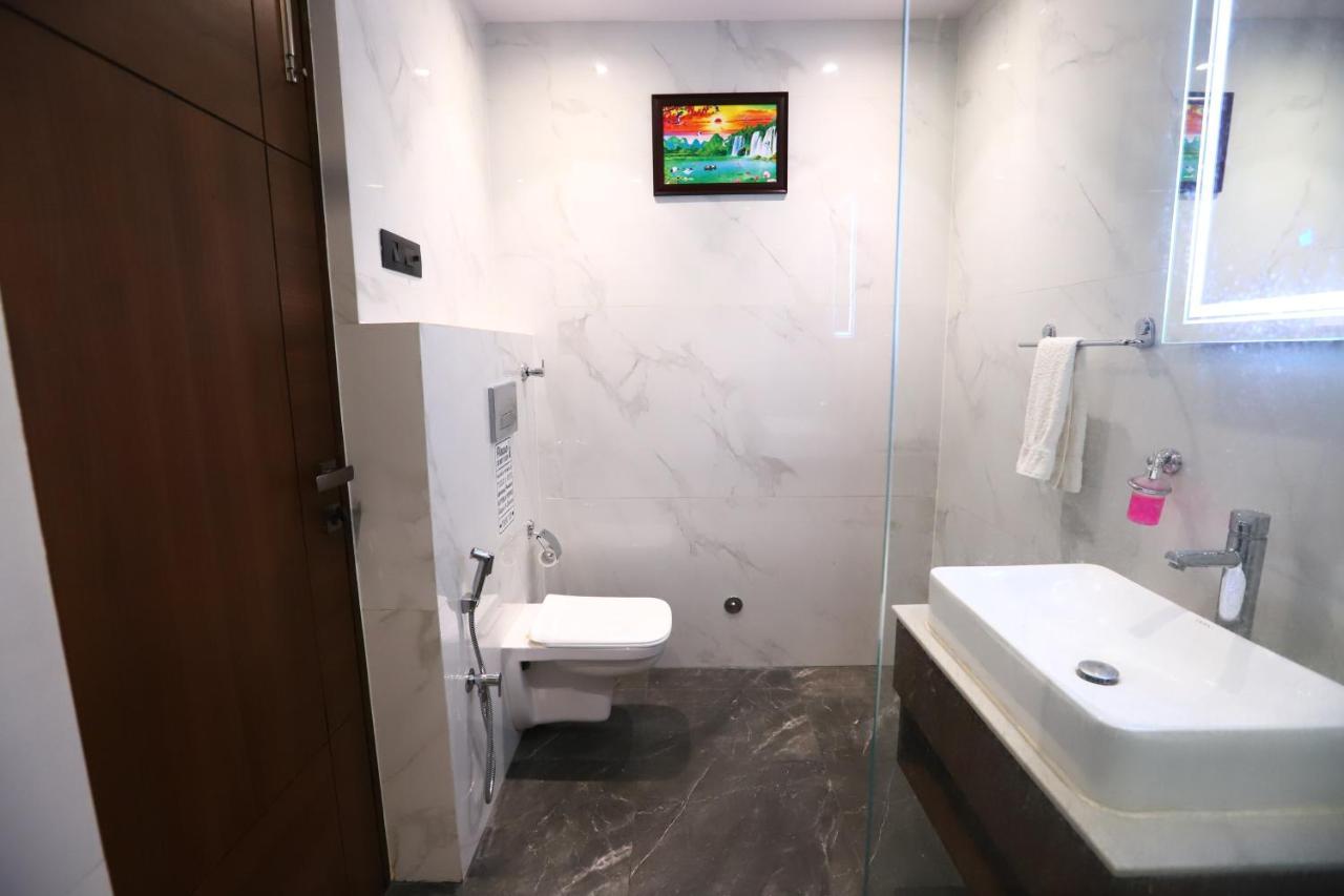 Sanca International Hotel In Patel Nagar Delhi New Delhi Buitenkant foto