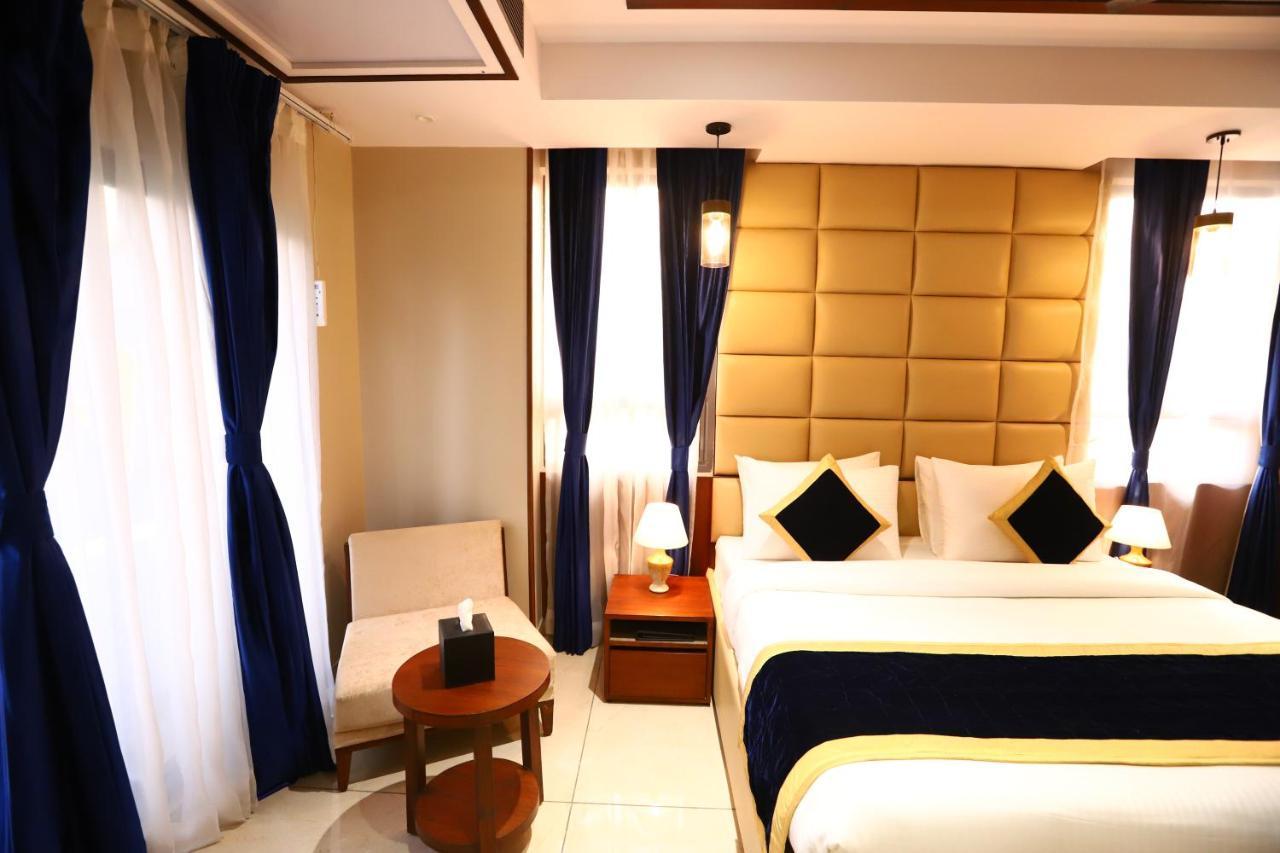 Sanca International Hotel In Patel Nagar Delhi New Delhi Buitenkant foto