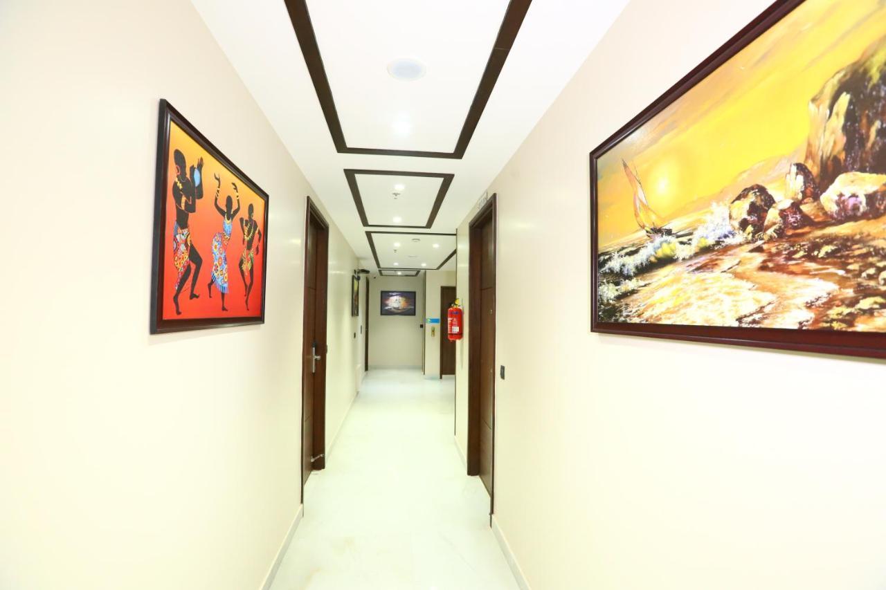 Sanca International Hotel In Patel Nagar Delhi New Delhi Buitenkant foto