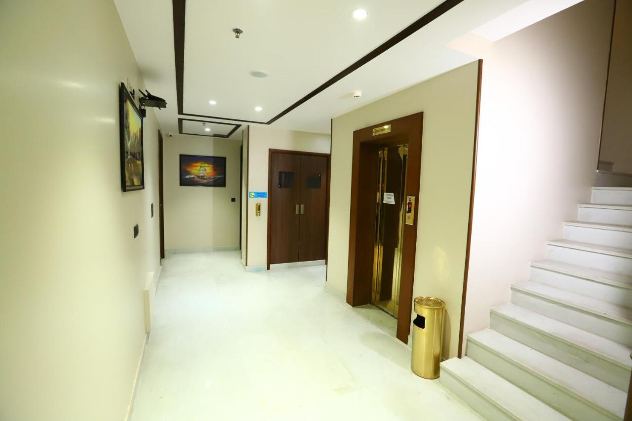 Hotel Sanca International Patel Nagar Delhi - Couple Friendly Local Ids Accepted New Delhi Buitenkant foto